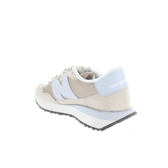New Balance Women's Beige and White Sneakers - Picture 3 of 15